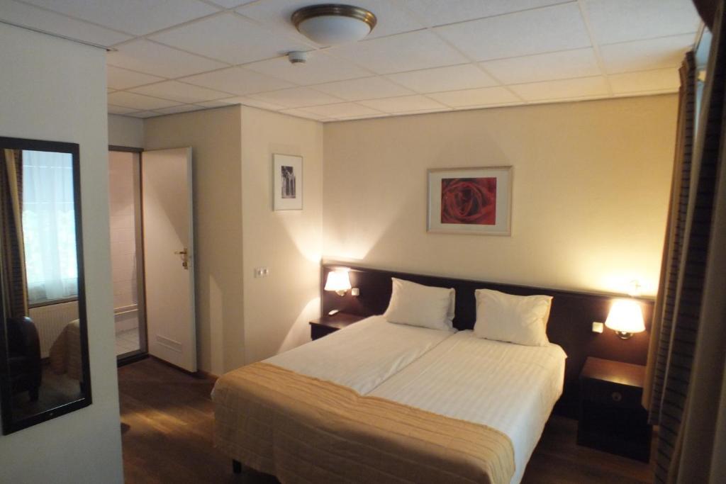 Hotel Jo Van Den Bosch 스헤르토헨보스 객실 사진
