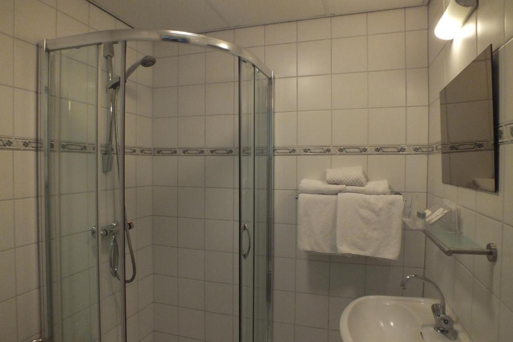 Hotel Jo Van Den Bosch 스헤르토헨보스 객실 사진